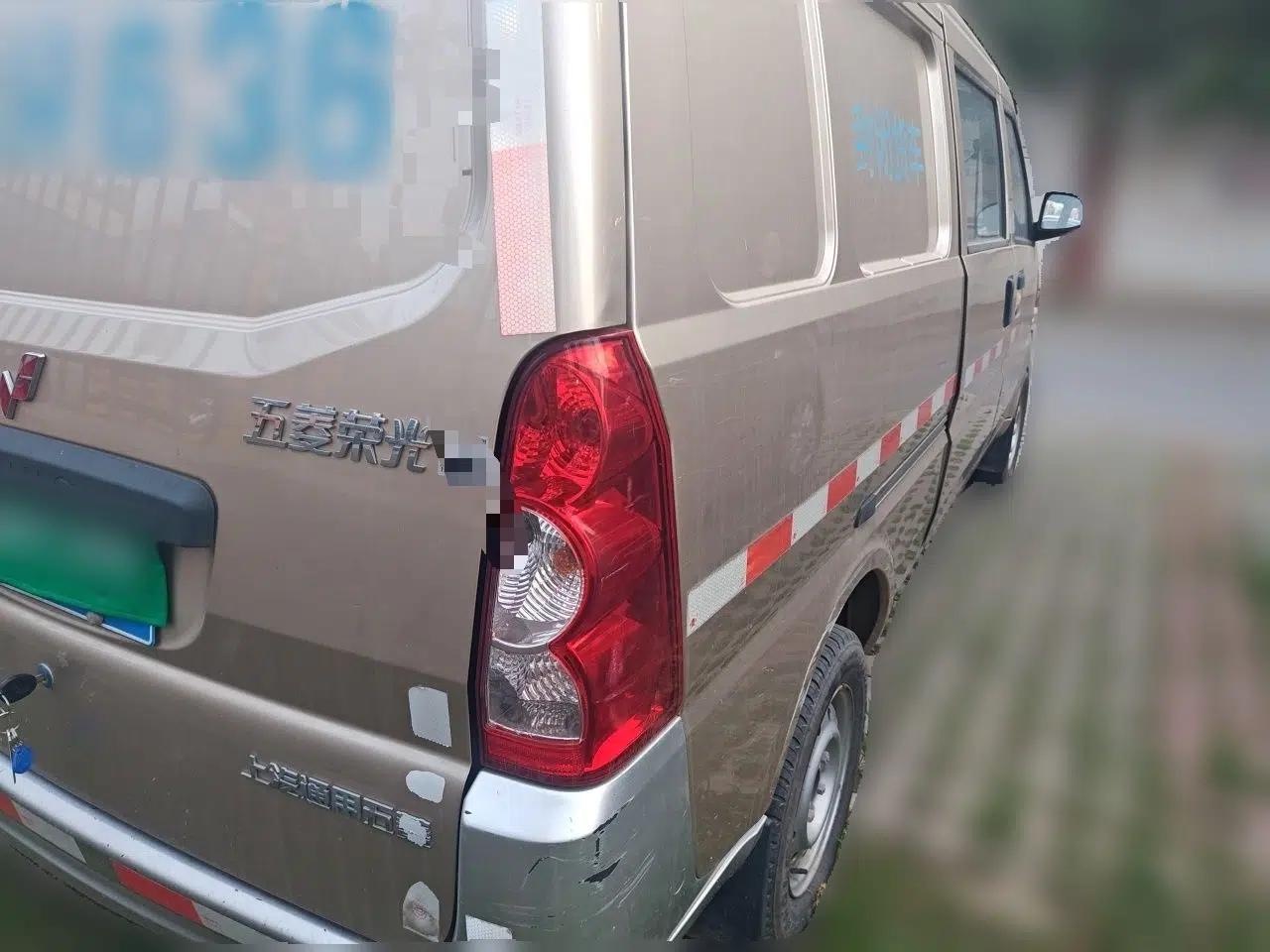Wuling Rongguang — миниатюра 5