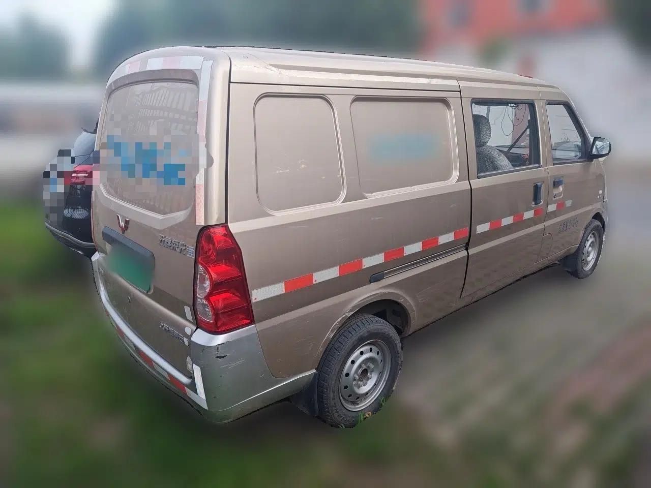 Wuling Rongguang — миниатюра 6