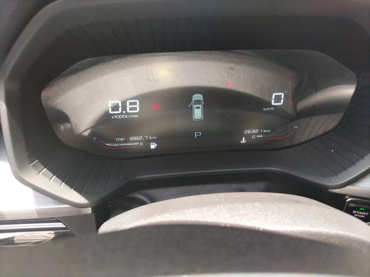 Wuling Asta 2021 1.5T CVT Starlight Edition — миниатюра 11