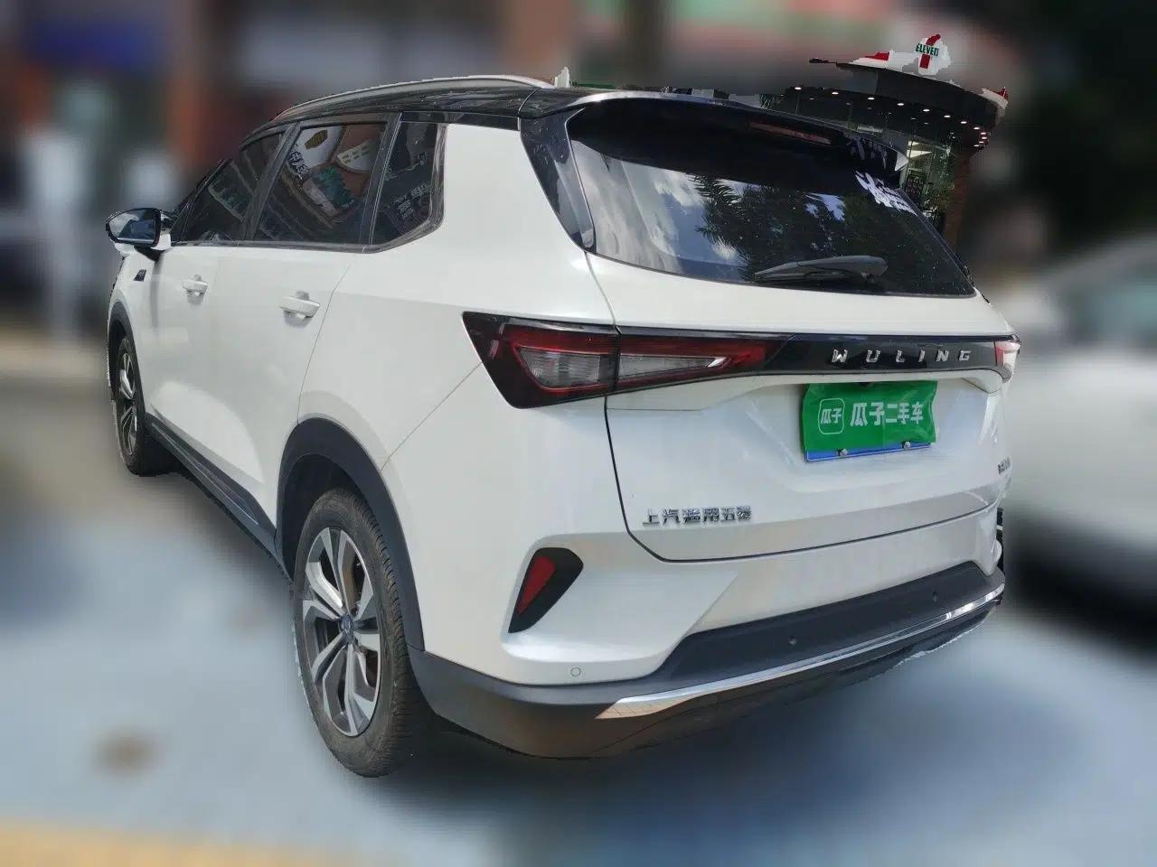 Wuling Asta 2021 1.5T CVT Starlight Edition — миниатюра 4