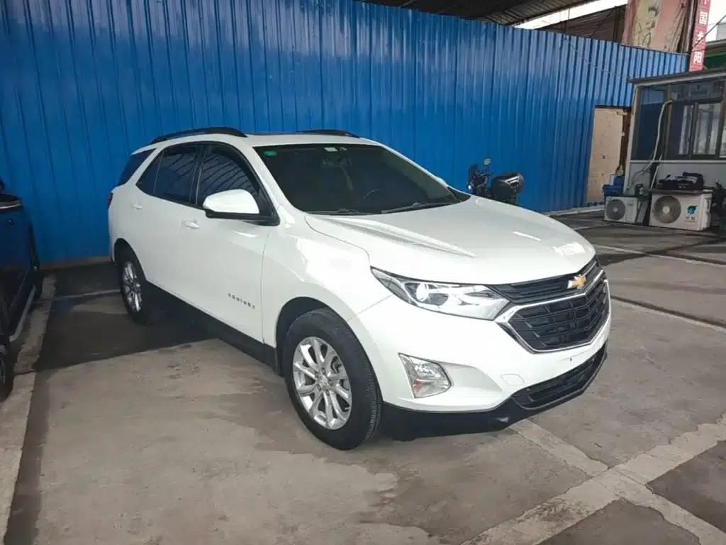 2018 Chevrolet Equinox 535T Automatic Boundary Edition — миниатюра 4