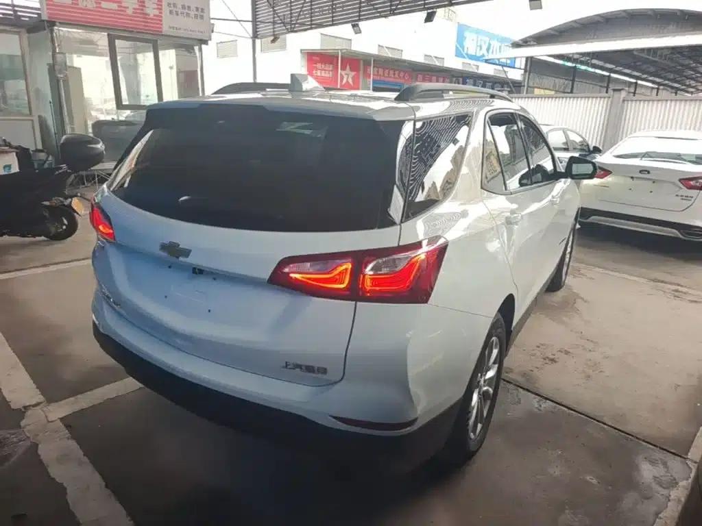 2018 Chevrolet Equinox 535T Automatic Boundary Edition — миниатюра 7