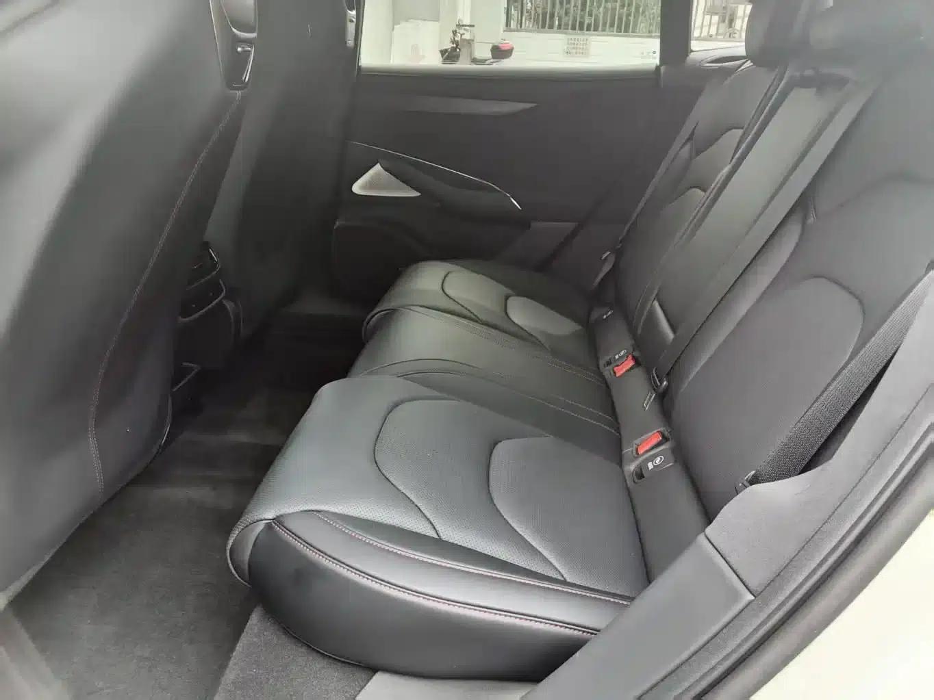 Xiaomi SU7 2024 All-Wheel Drive Long Range High-End Intelligent Driving Max Edition — миниатюра 10