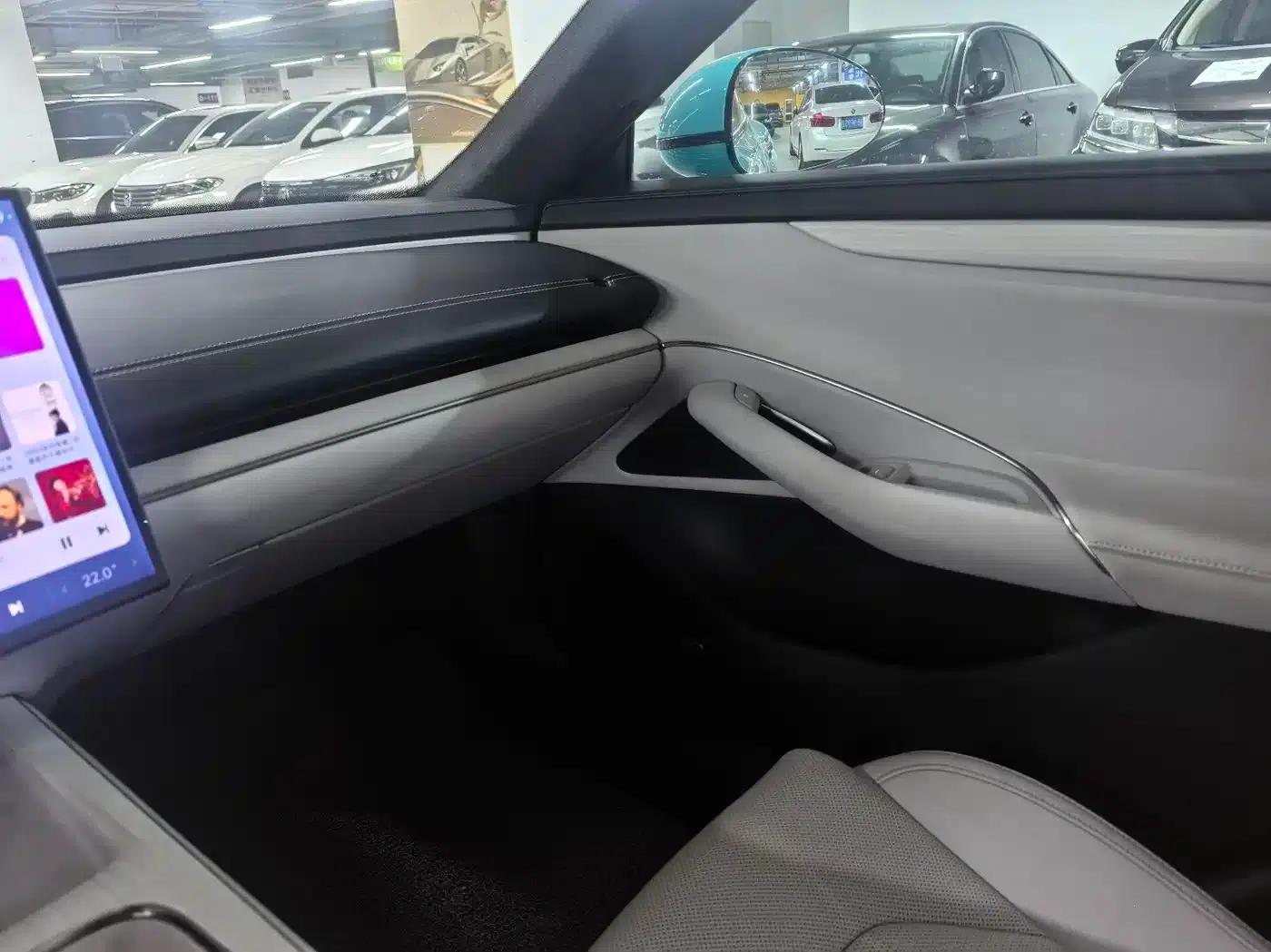 Xiaomi SU7 2024 All-Wheel Drive Long Range High-End Intelligent Driving Max Edition — миниатюра 7