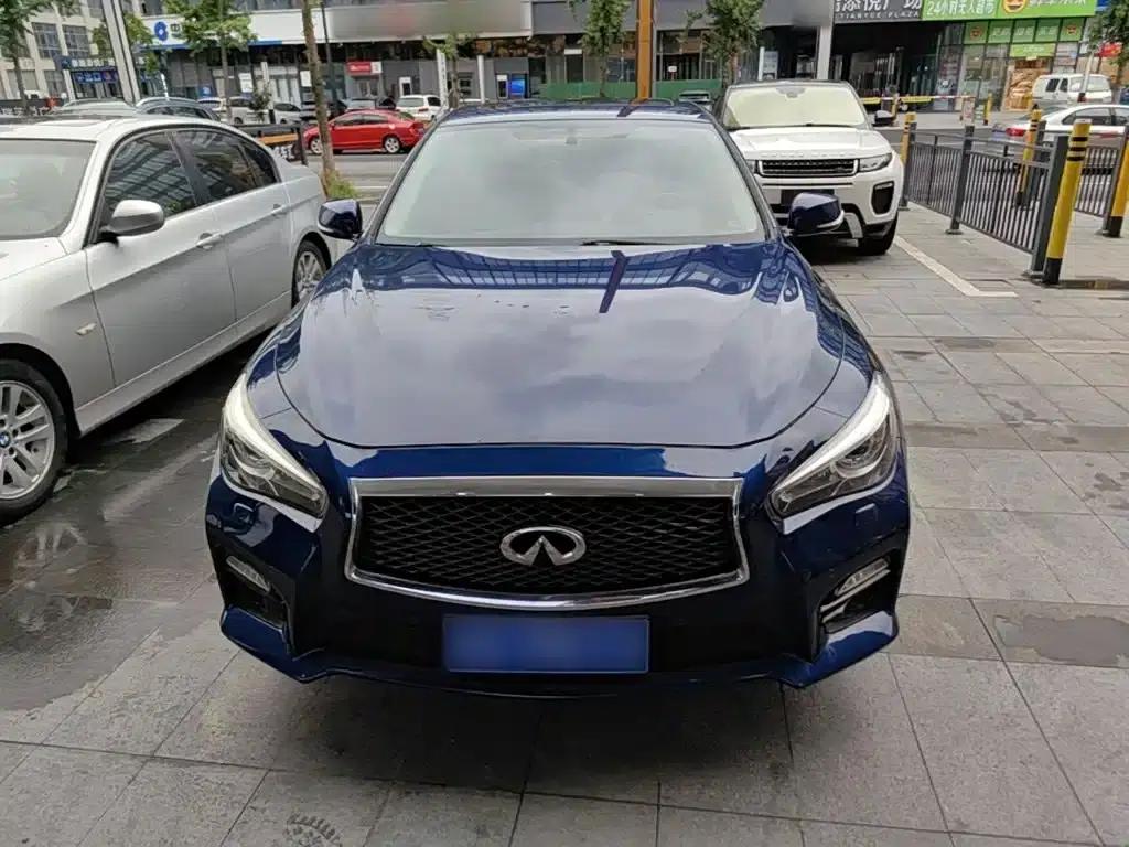 Infiniti Q50L 2015 2.0T Enjoy Edition — миниатюра 3