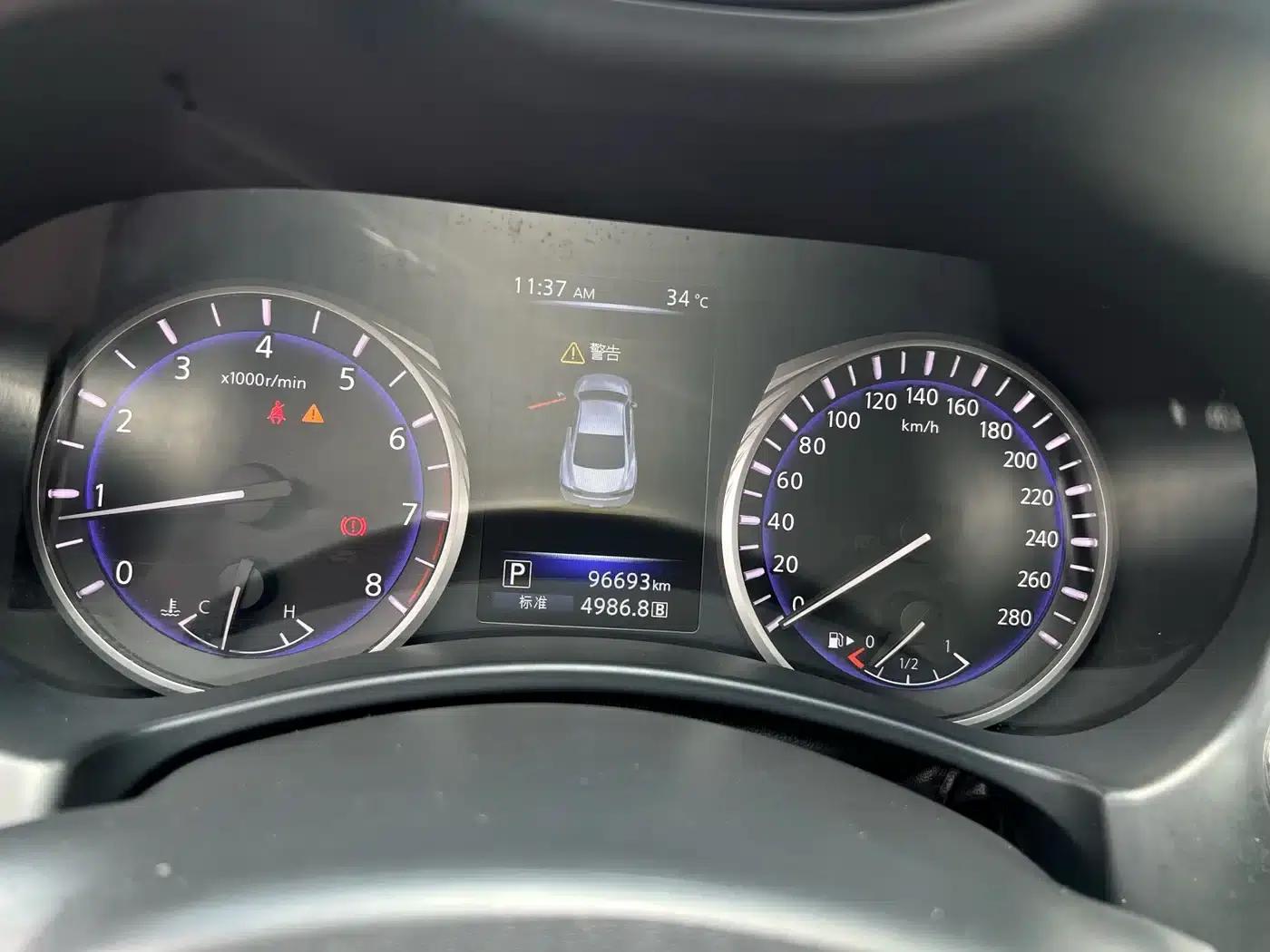 Infiniti Q60 2017 2.0T Luxury Edition — миниатюра 22