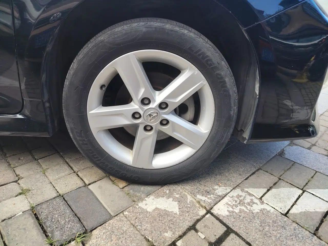 Toyota Camry 2012 Junrui 2.0S Radiant Edition — миниатюра 8