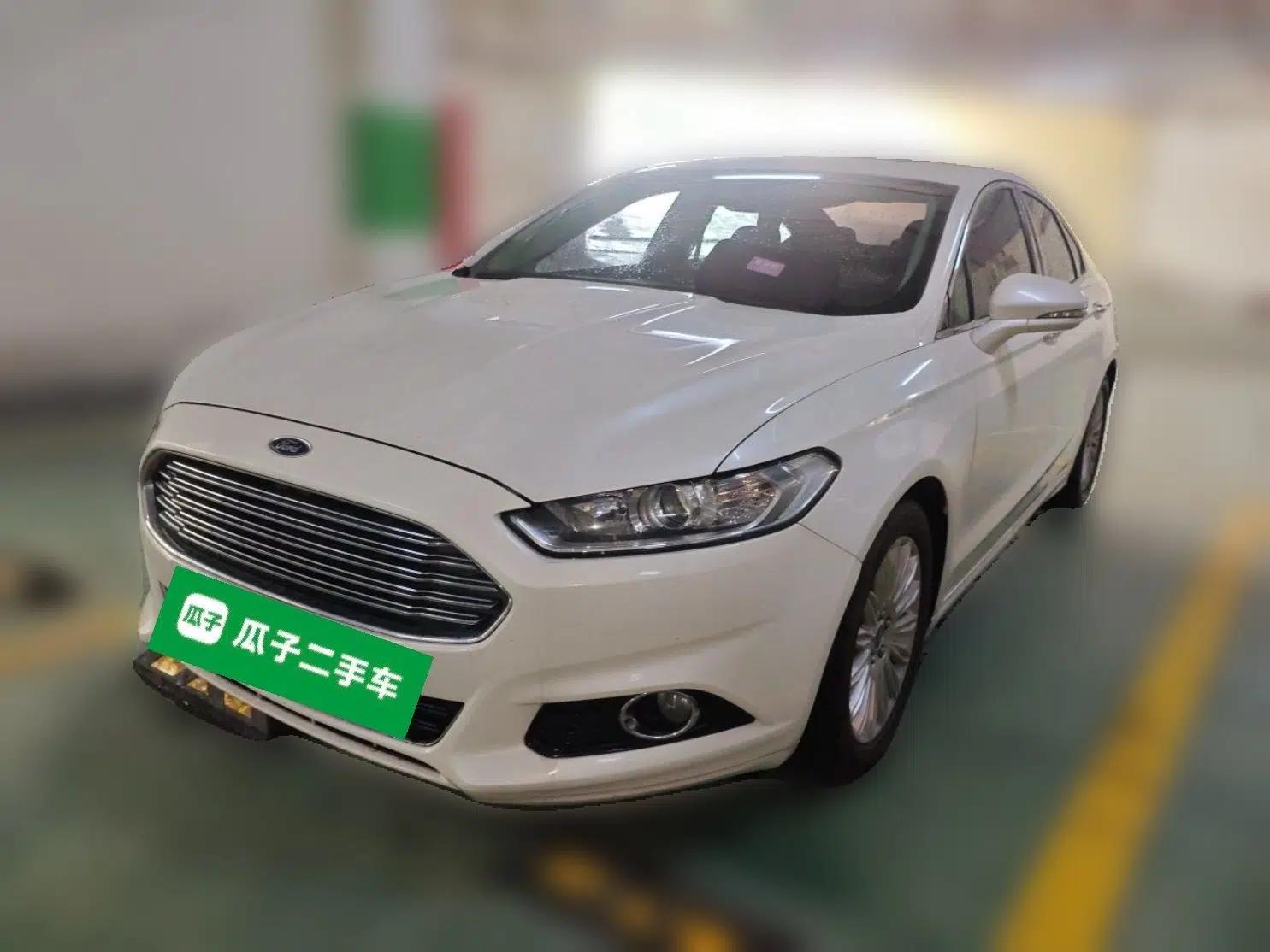 Ford Mondeo 2013 2.0L GTDi 200 Fashion Edition — миниатюра 1