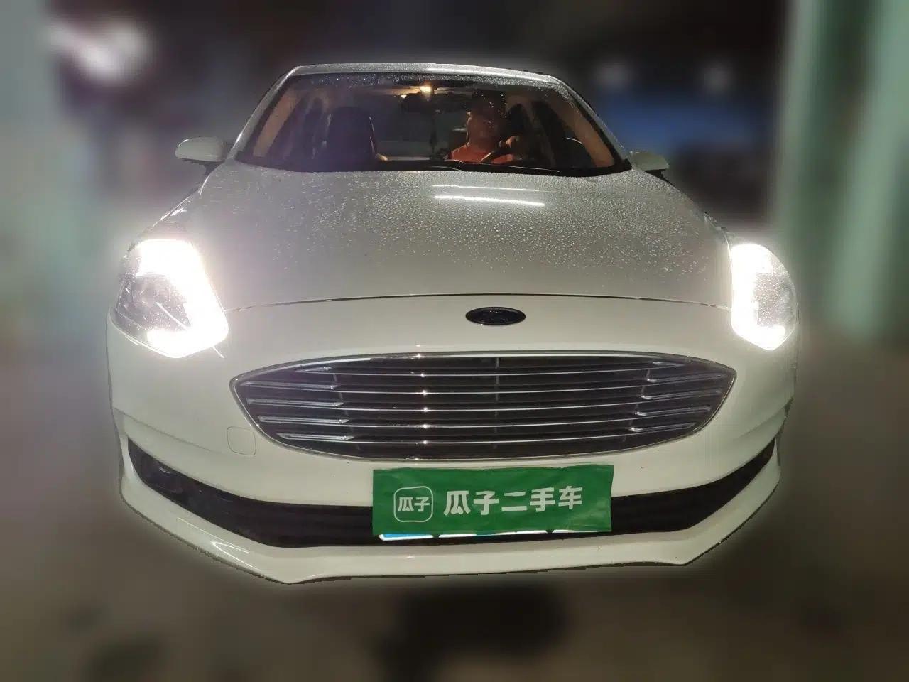 Ford Escort 2019 Revised Version 1.5L Automatic Enjoyment Type China VI Standard — миниатюра 2