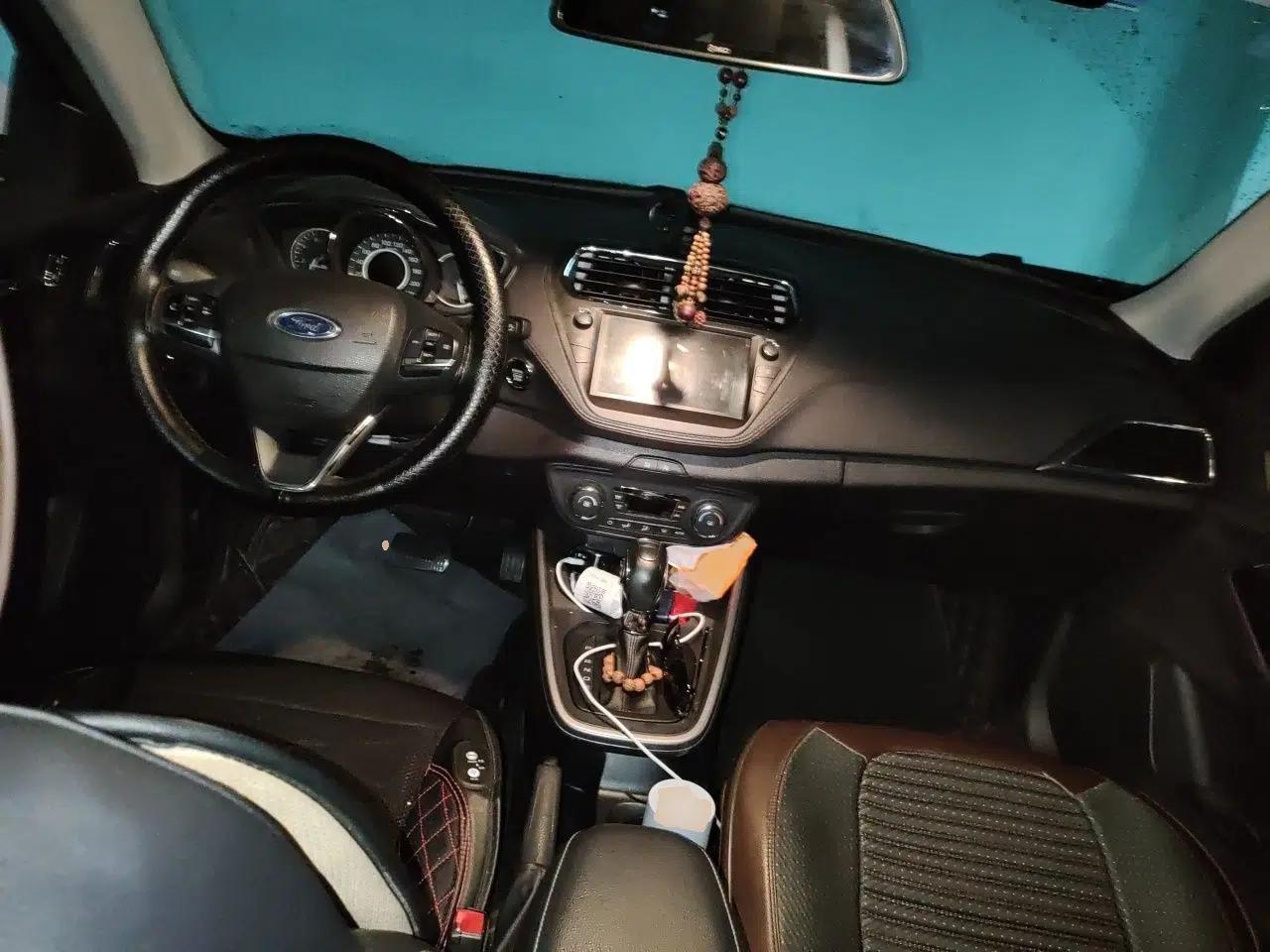 Ford Escort 2019 Revised Version 1.5L Automatic Enjoyment Type China VI Standard — миниатюра 9