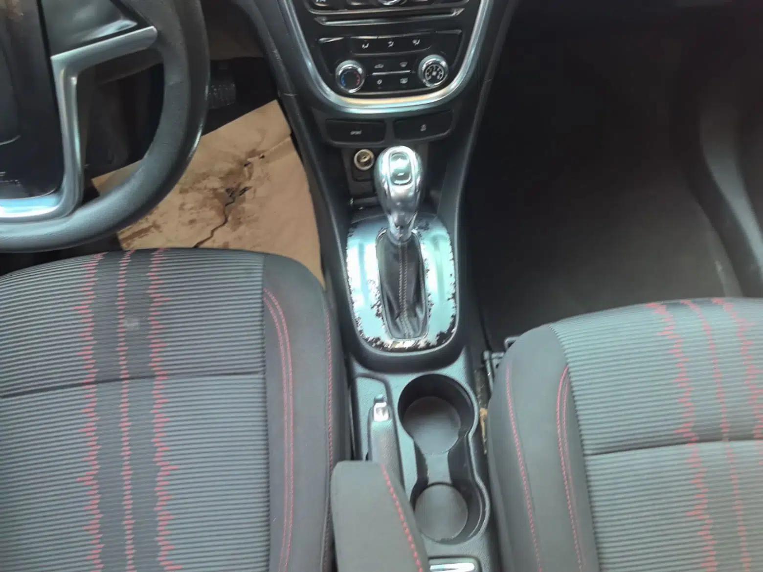 Buick Encore 2015 1.4T Automatic Two-Wheel Drive Urban Elite Version — миниатюра 16