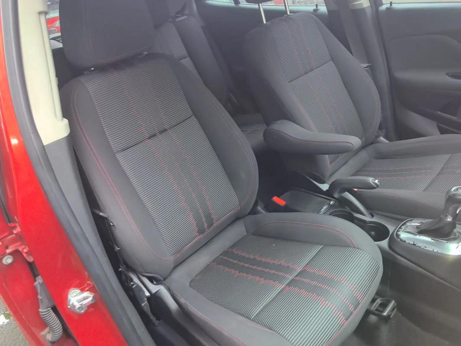 Buick Encore 2015 1.4T Automatic Two-Wheel Drive Urban Elite Version — миниатюра 19