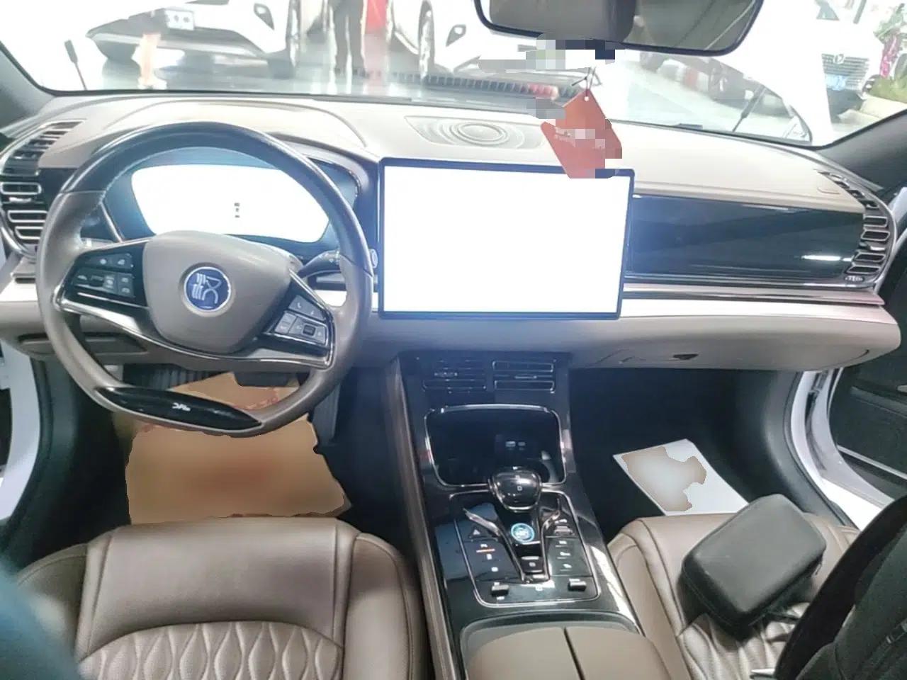 BYD Han 2022 DM-i 121KM Prestige Model — миниатюра 17