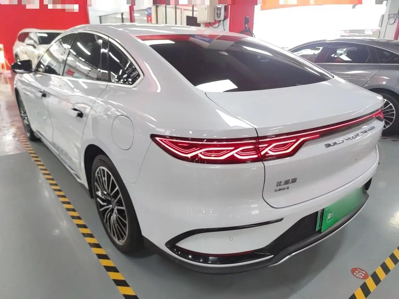 BYD Han 2022 DM-i 121KM Prestige Model — миниатюра 4