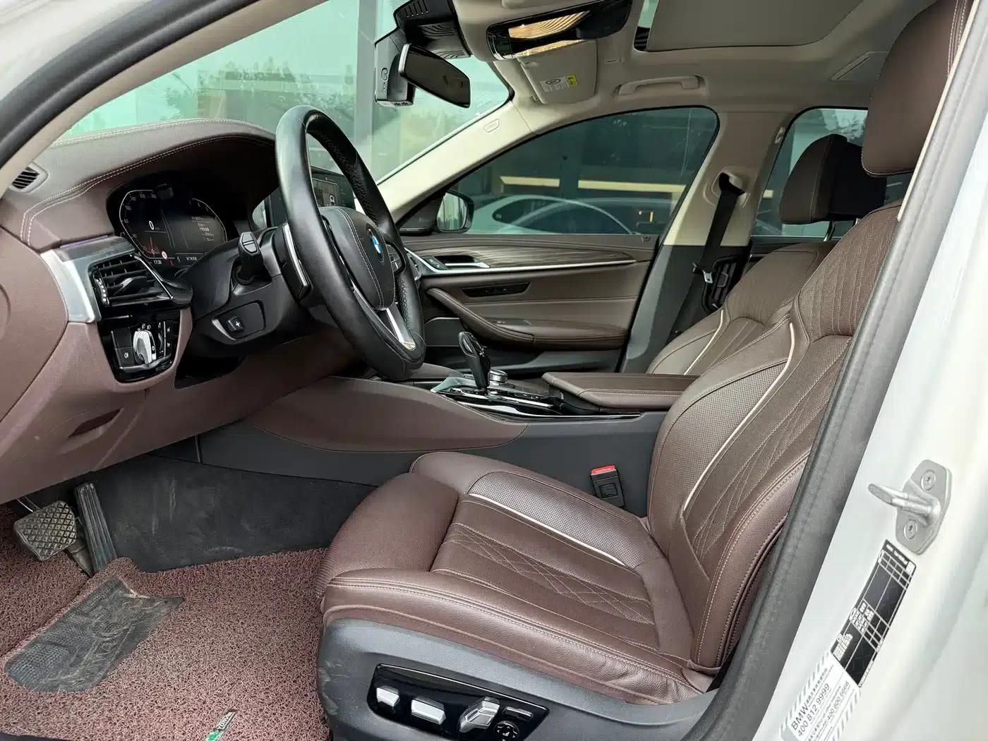 BMW 5 Series 2022 530Li Luxury Package — миниатюра 3