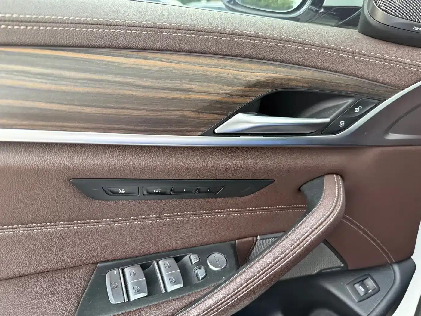 BMW 5 Series 2022 530Li Luxury Package — миниатюра 4