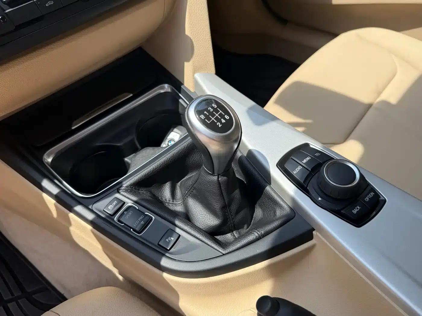 2013 BMW 3 Series 320Li Manual — миниатюра 12