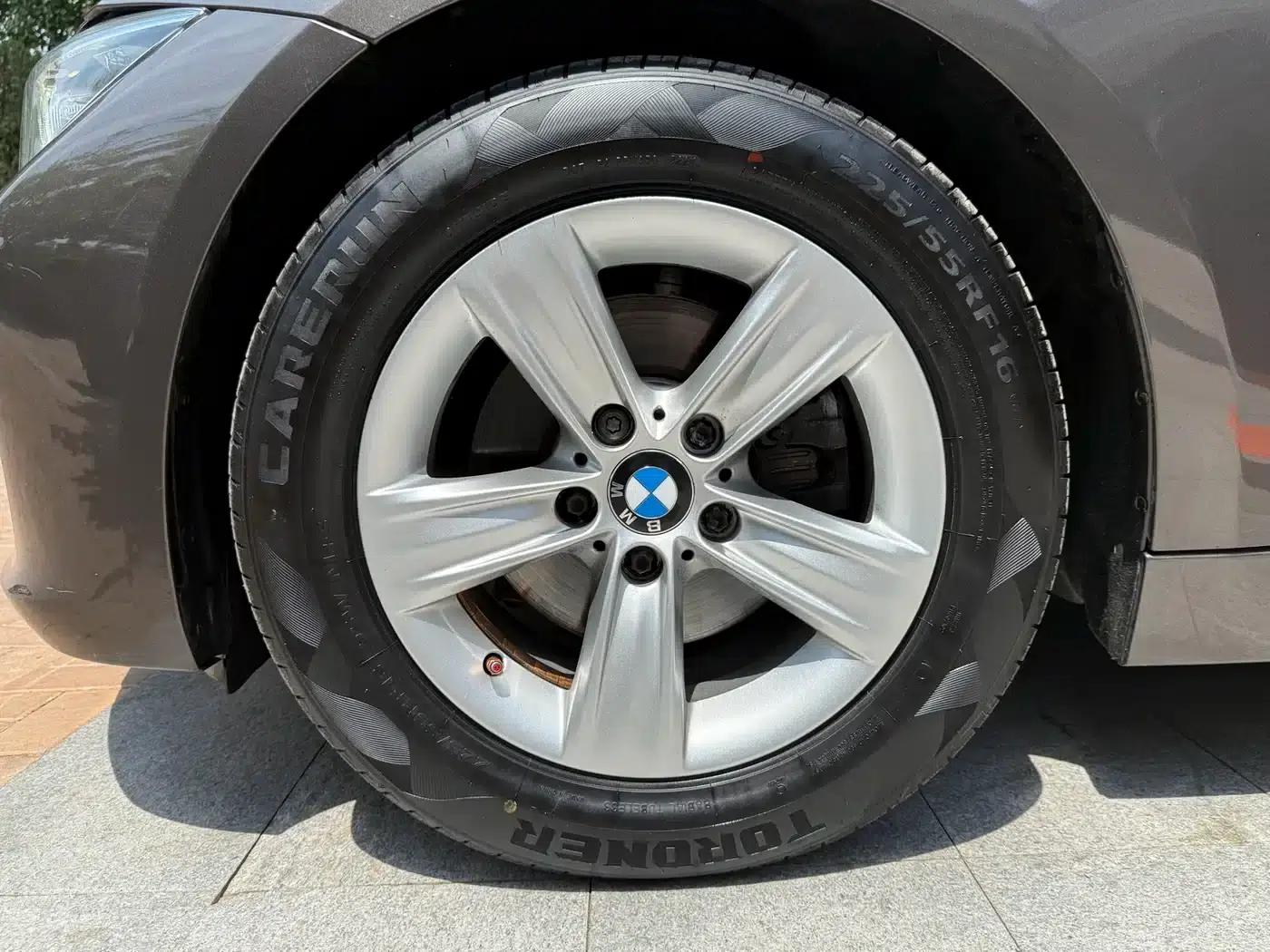 2013 BMW 3 Series 320Li Manual — миниатюра 14