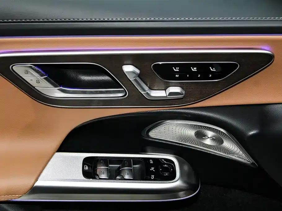 2026 Mercedes-Benz E-Class E 300 L Luxury — миниатюра 25
