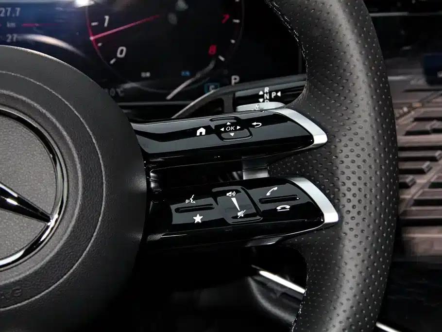 2026 Mercedes-Benz E-Class E 300 L Luxury — миниатюра 29