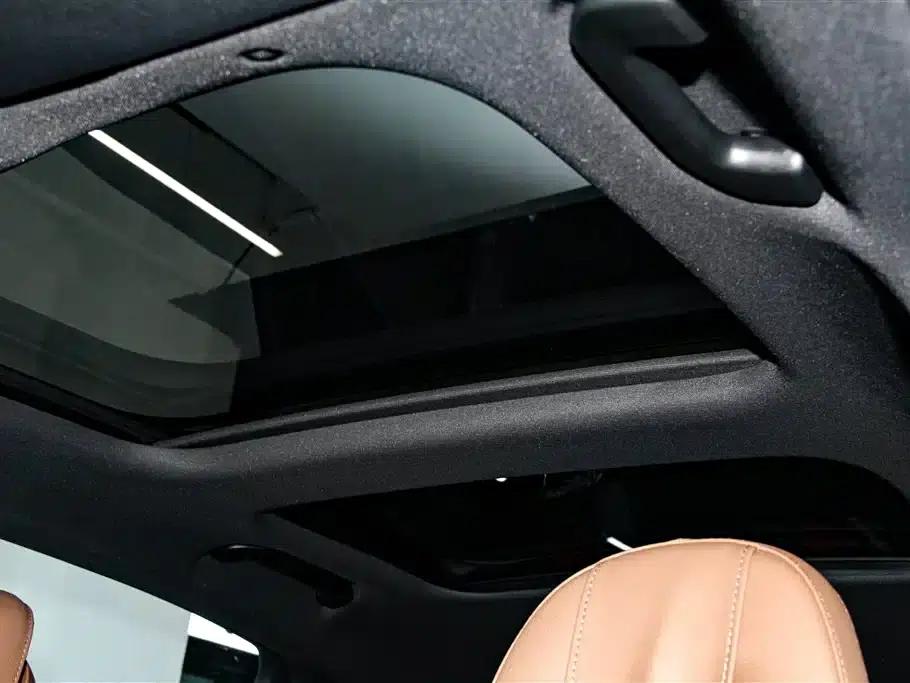 2026 Mercedes-Benz E-Class E 300 L Luxury — миниатюра 30