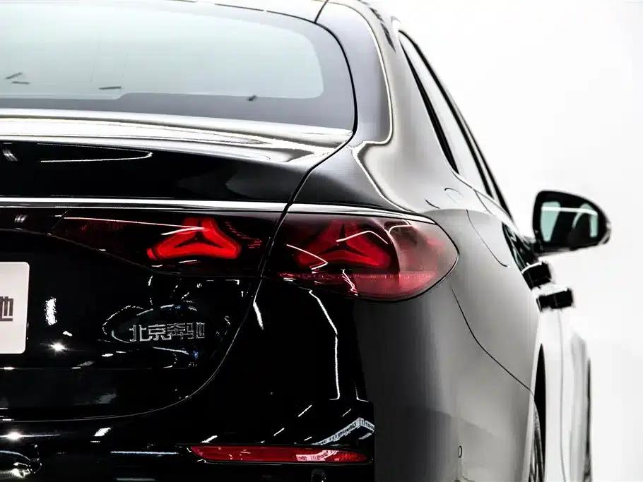 2026 Mercedes-Benz E-Class E 300 L Luxury — миниатюра 10