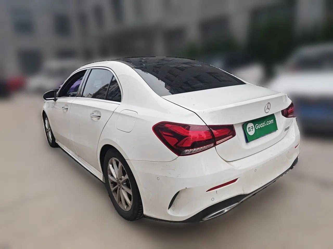 Mercedes-Benz A-Class 2022 Restyled A 200 L Sport Sedan Dynamic Version — миниатюра 4