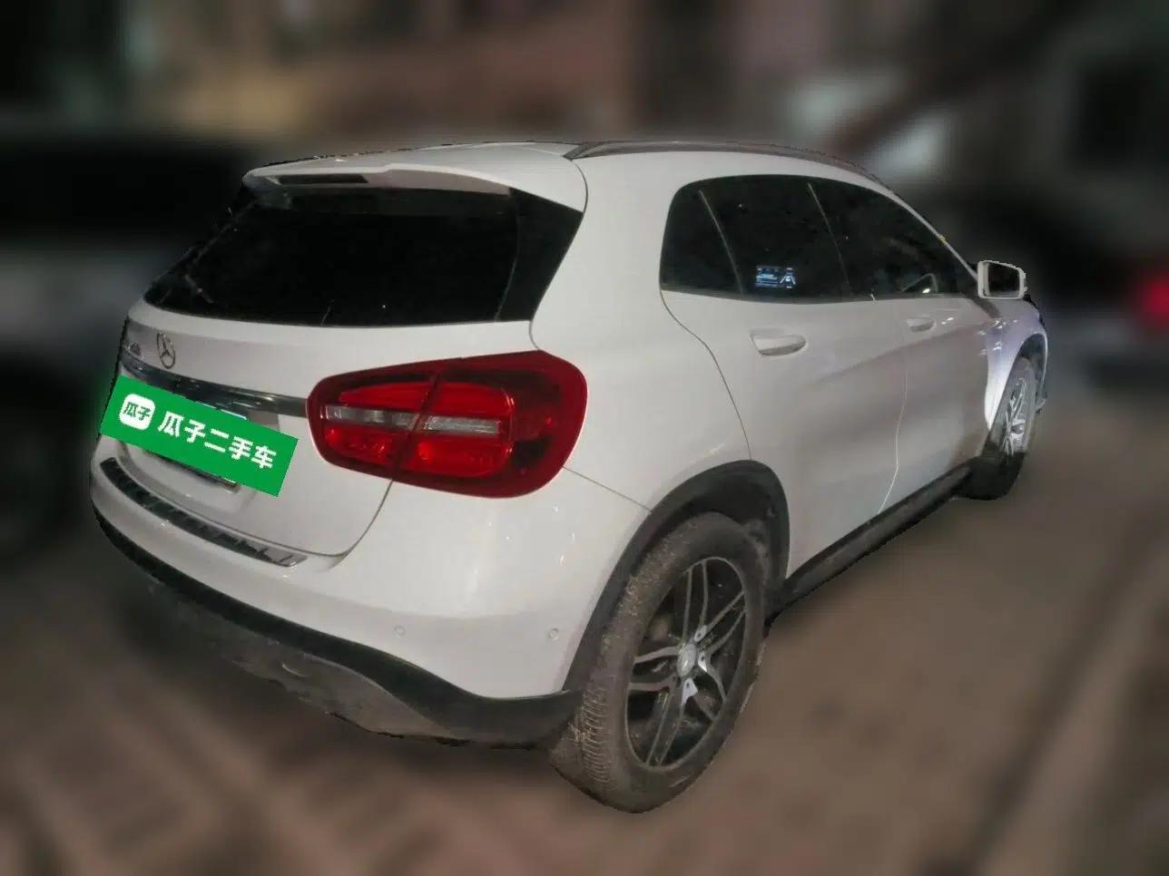 Mercedes-Benz GLA 2015 GLA 200 Fashion Model — миниатюра 6