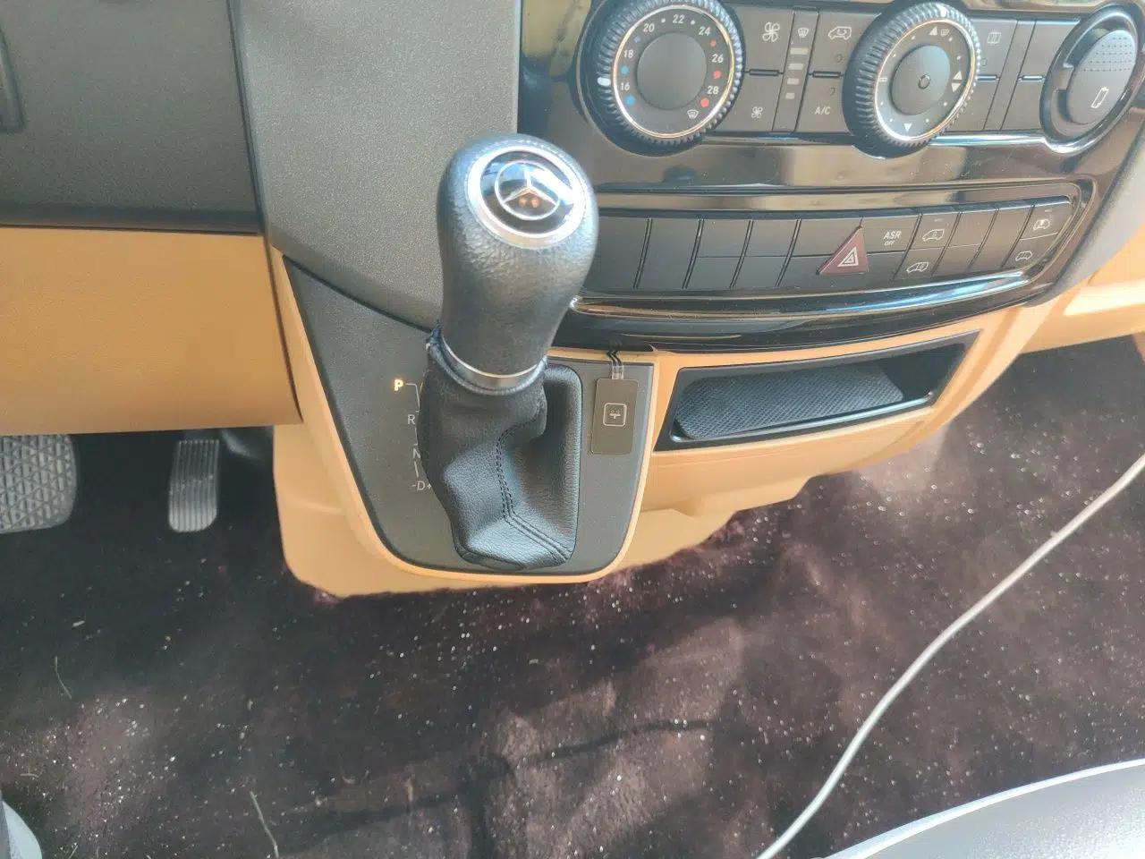 Mercedes-Benz Sprinter — миниатюра 14