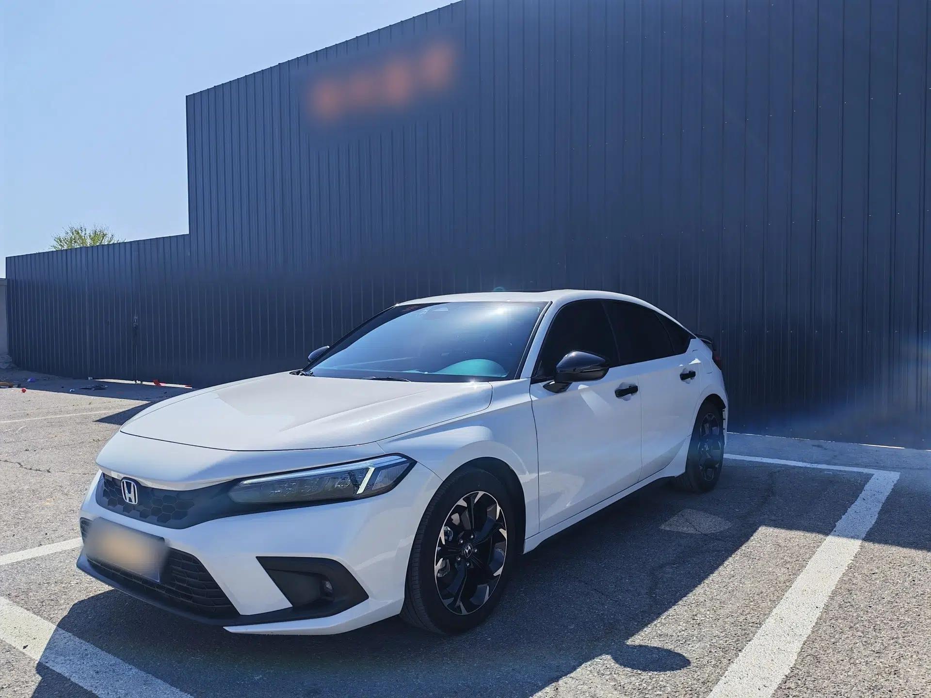 Honda Civic 2023 HATCHBACK 240TURBO CVT Extreme Edition — миниатюра 1