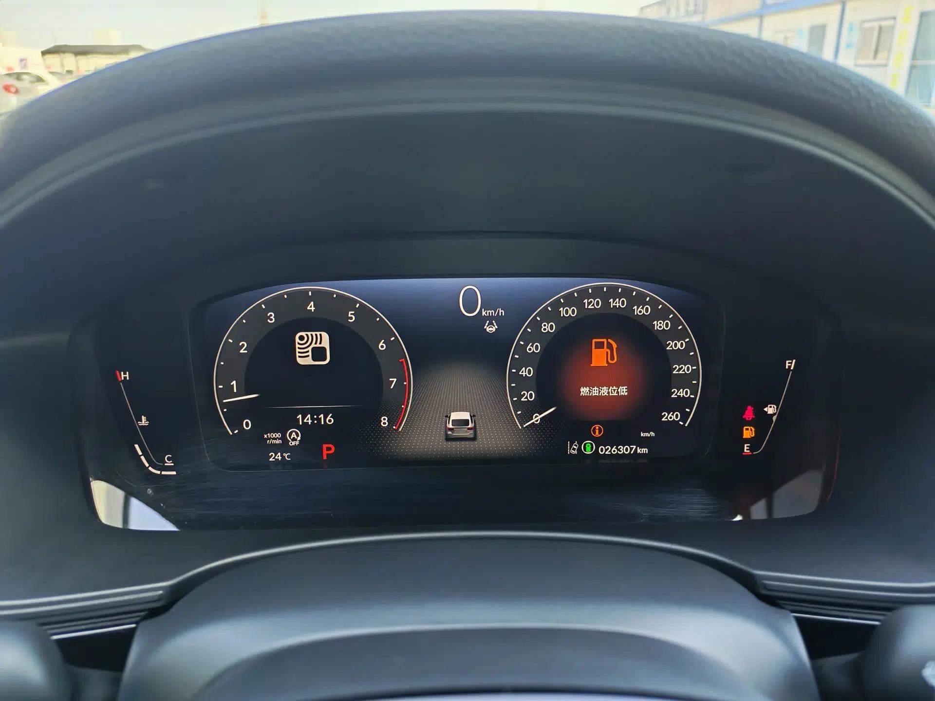Honda Civic 2023 HATCHBACK 240TURBO CVT Extreme Edition — миниатюра 8