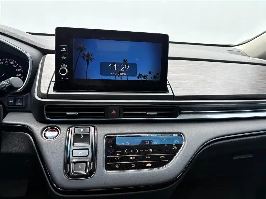 Elysion 2022 2.0L e:HEV Luxury Edition — миниатюра 13