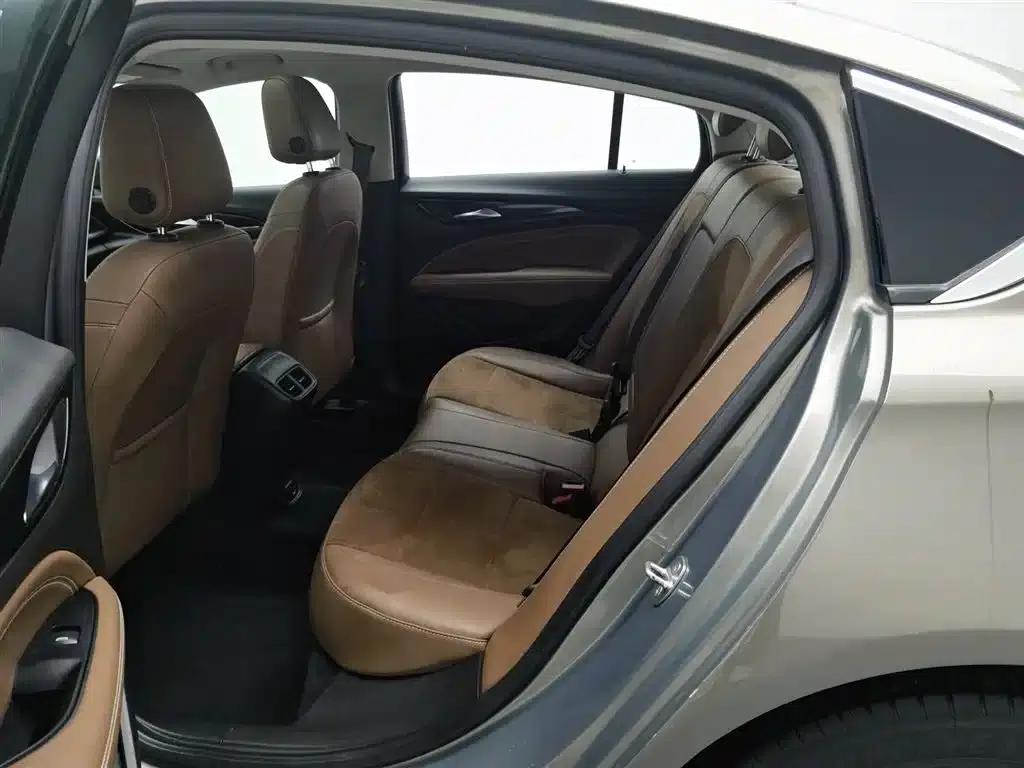 Buick Regal 2017 20T Elite — миниатюра 15