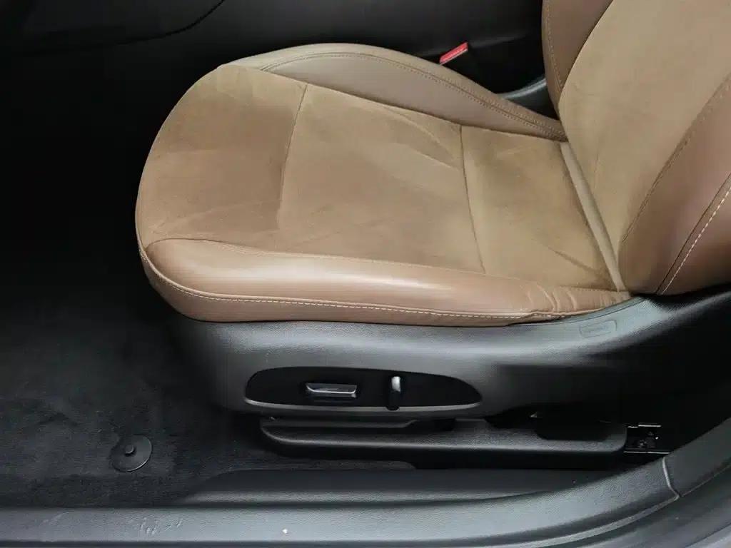 Buick Regal 2017 20T Elite — миниатюра 20