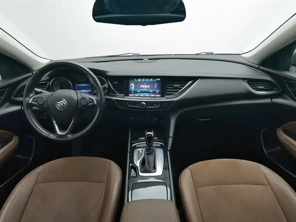 Buick Regal 2017 20T Elite — миниатюра 5