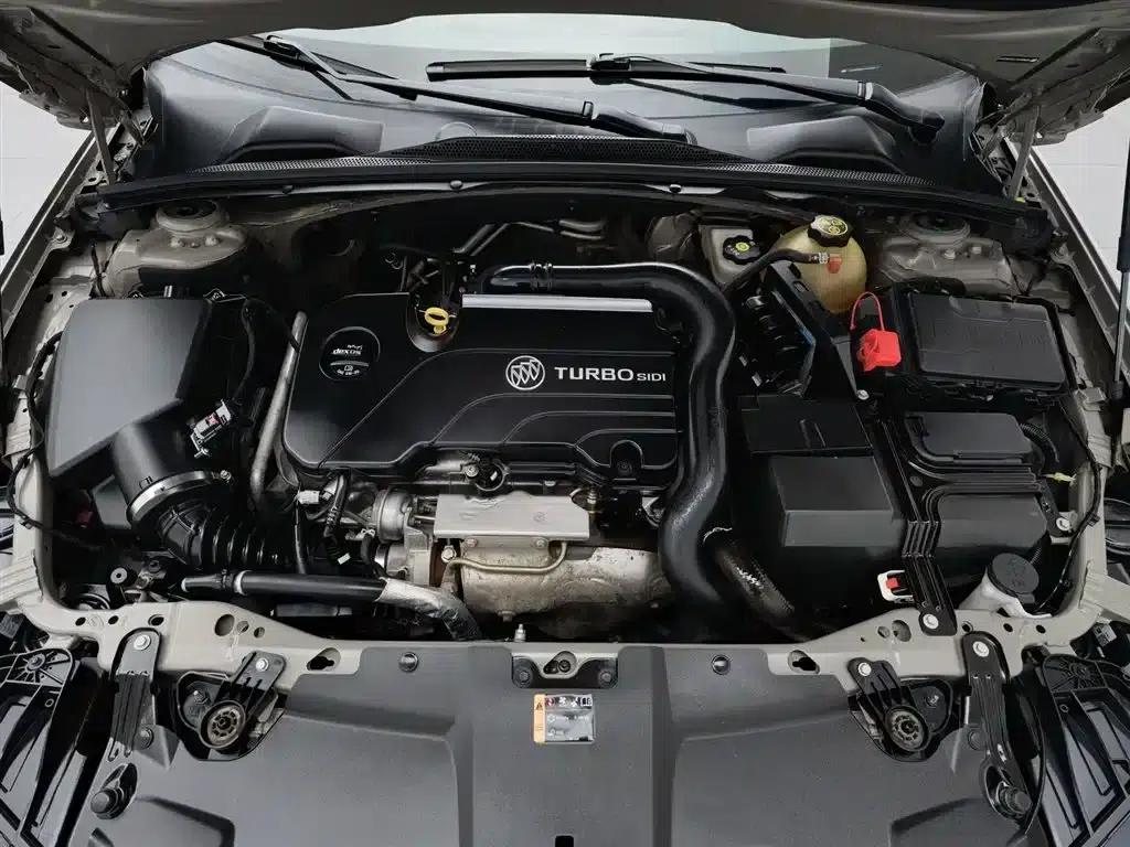 Buick Regal 2017 20T Elite — миниатюра 6