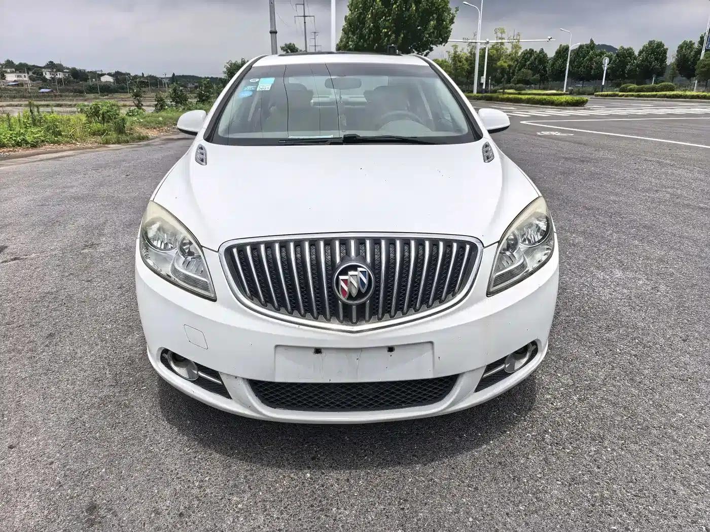 Buick Excelle GT 1.6L Automatic Fashion Edition 2013 — миниатюра 5