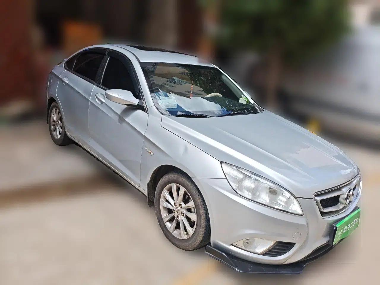 BAIC Senova D50 2014 1.5L manual comfort version — миниатюра 3