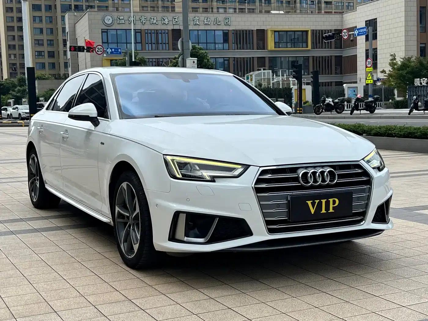Audi A4L 2019 40 TFSI Fashion Edition (National V Emission Standard) — миниатюра 3