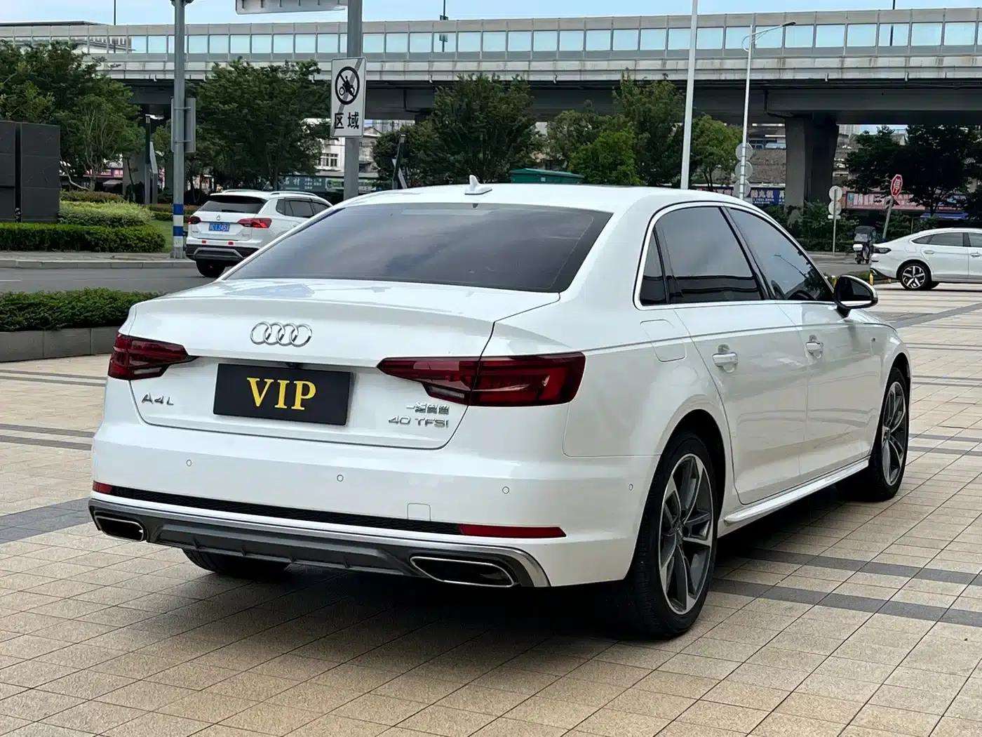 Audi A4L 2019 40 TFSI Fashion Edition (National V Emission Standard) — миниатюра 4