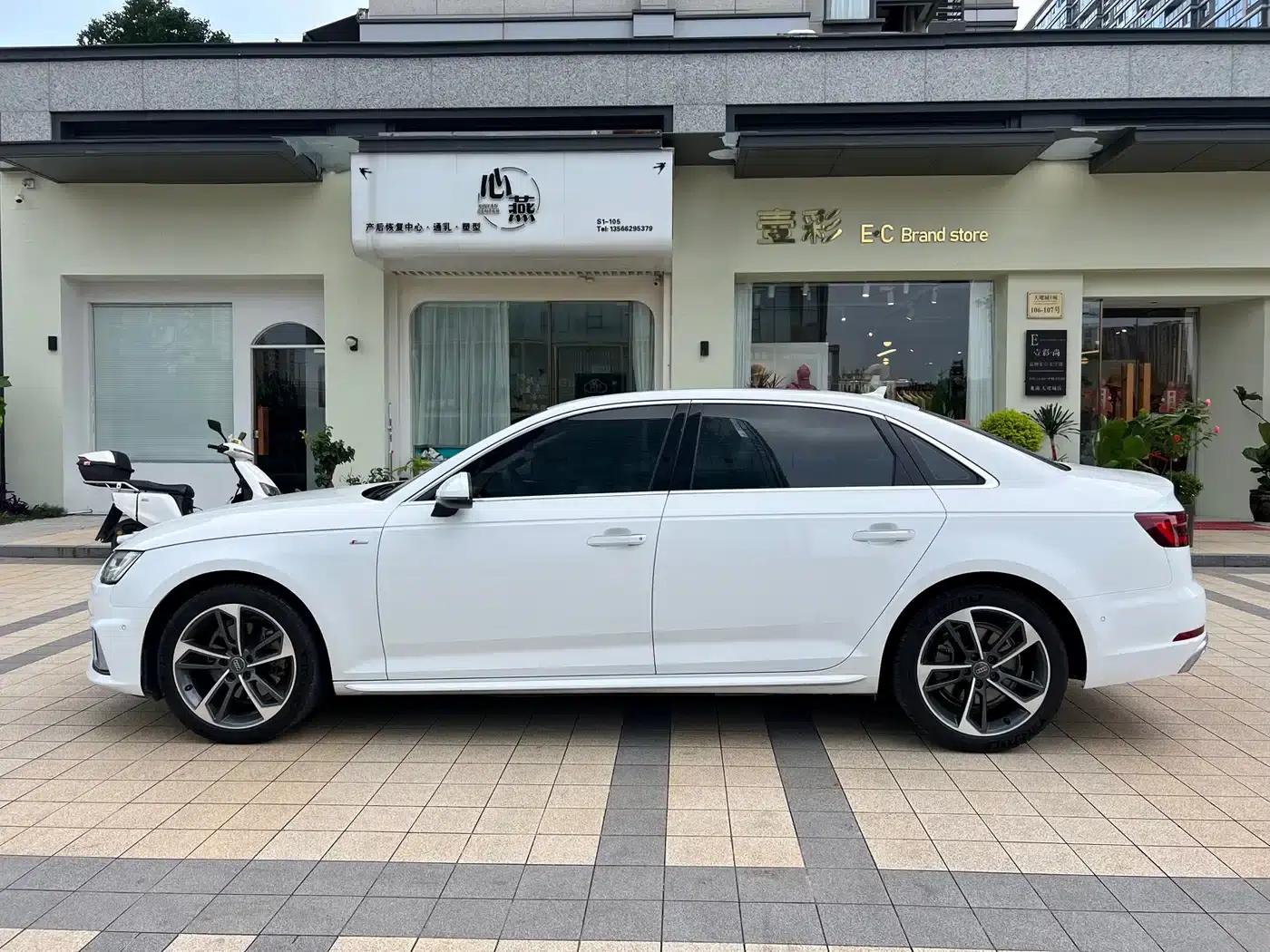 Audi A4L 2019 40 TFSI Fashion Edition (National V Emission Standard) — миниатюра 7