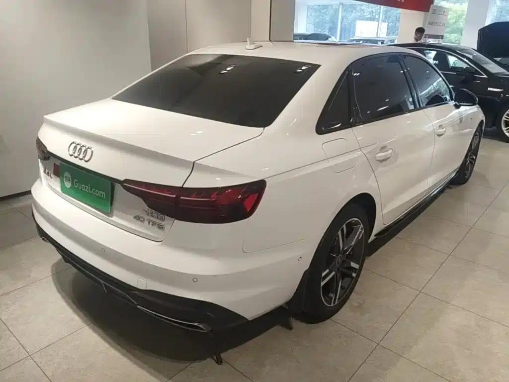 Audi A4L 2022 40 TFSI Luxury Dynamic — миниатюра 7