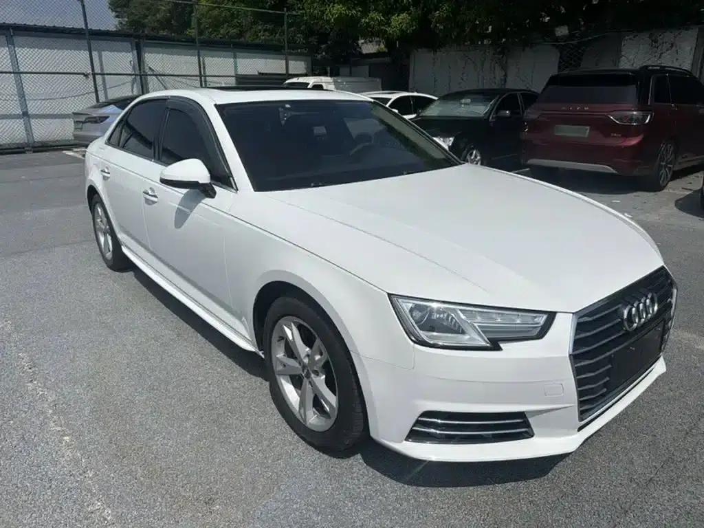 Audi A4L 2018 30th Anniversary Edition 30 TFSI Progressive — миниатюра 24