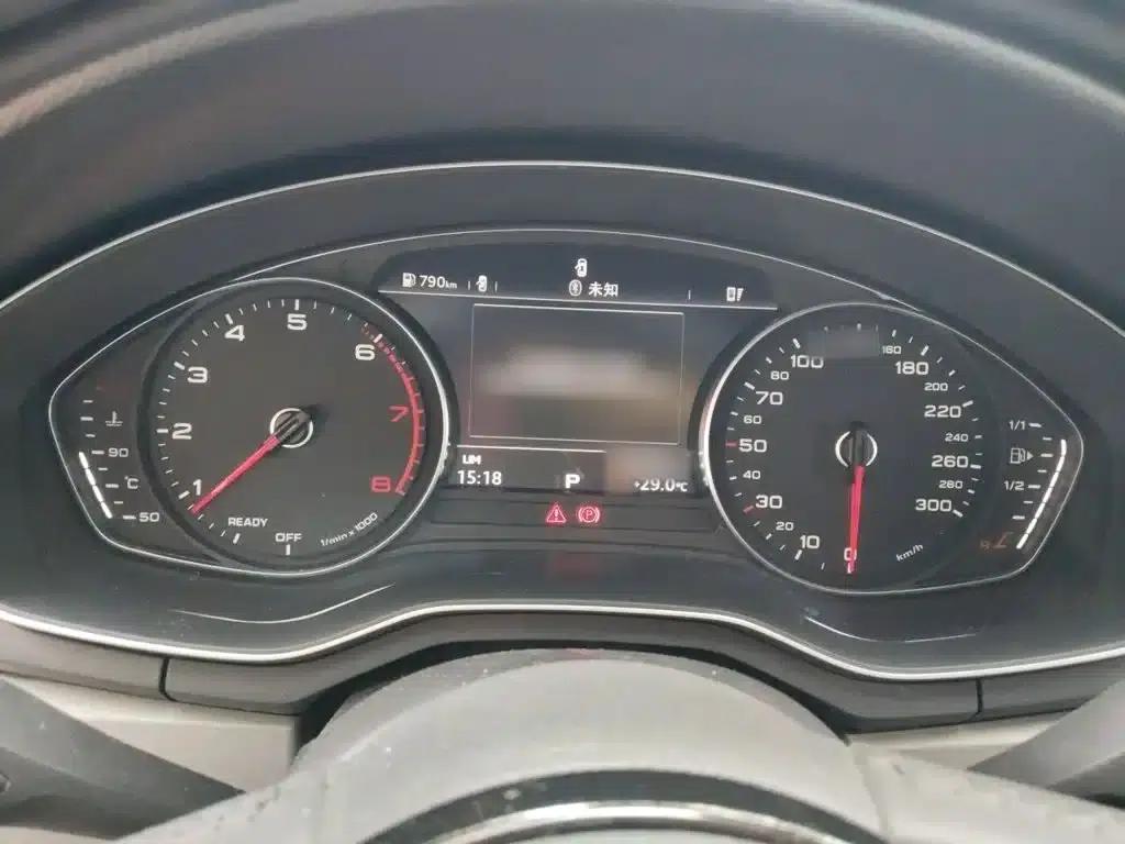 Audi A4L 2018 30th Anniversary Edition 30 TFSI Progressive — миниатюра 4