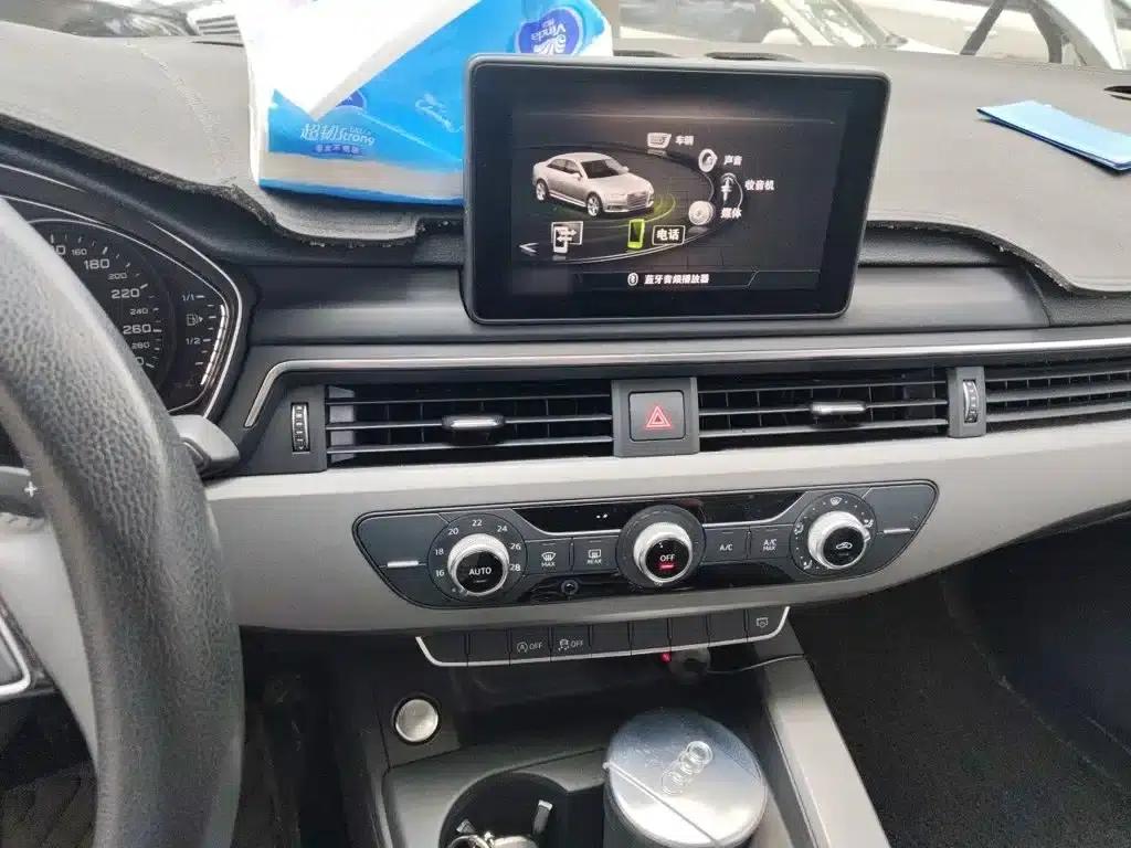 Audi A4L 2018 30th Anniversary Edition 30 TFSI Progressive — миниатюра 6