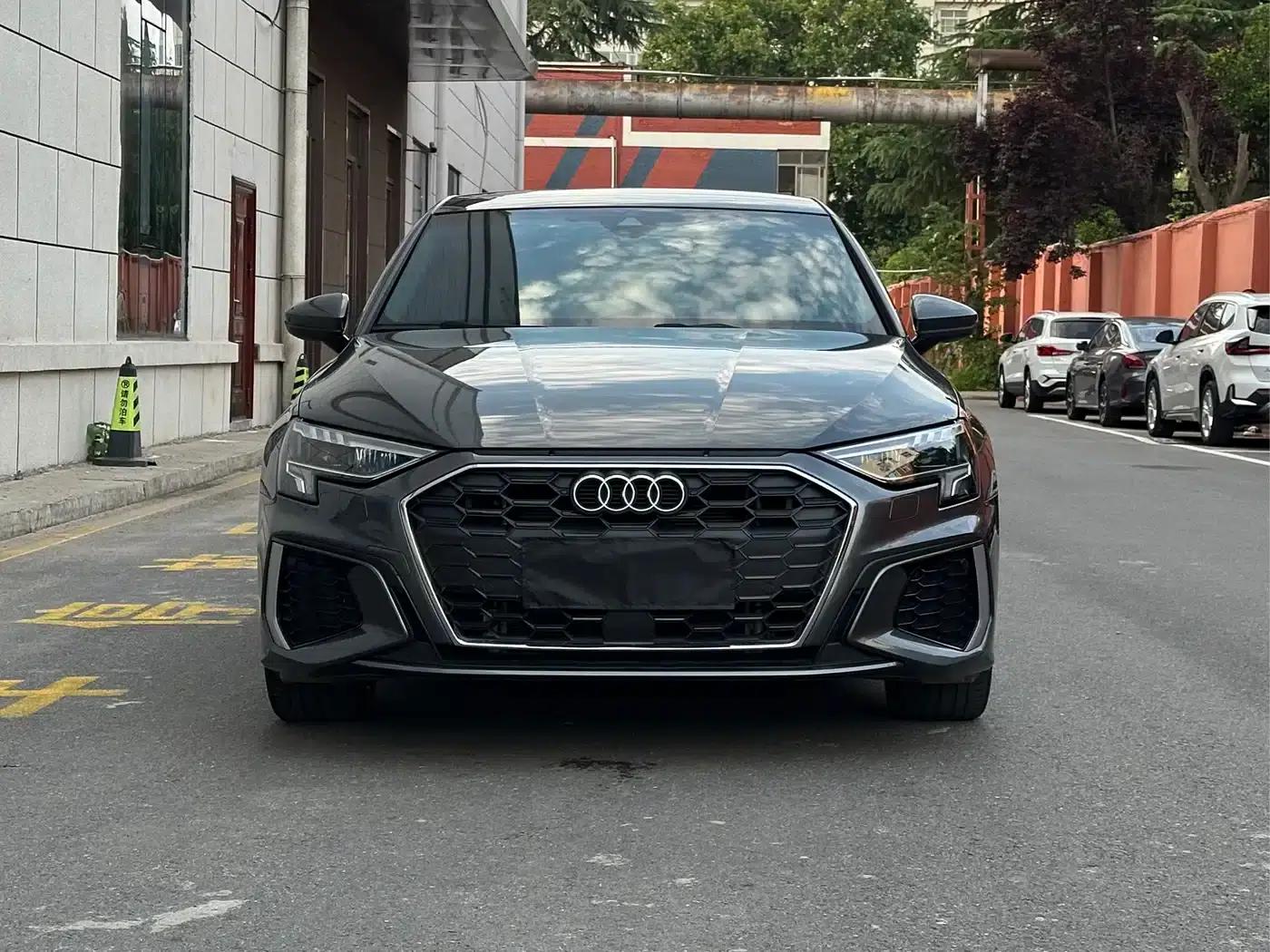 2023 Audi A3 A3L Limousine 35 TFSI Fashion Sport — миниатюра 2