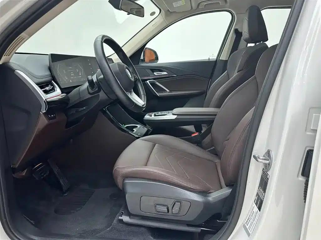 2023 BMW X1 sDrive20Li X Design Package — миниатюра 11