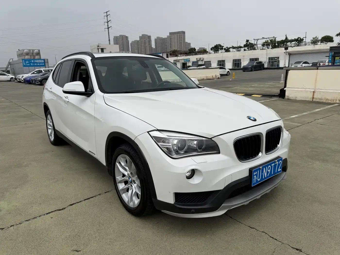 BMW X1 2014 sDrive18i Leading Edition — миниатюра 3