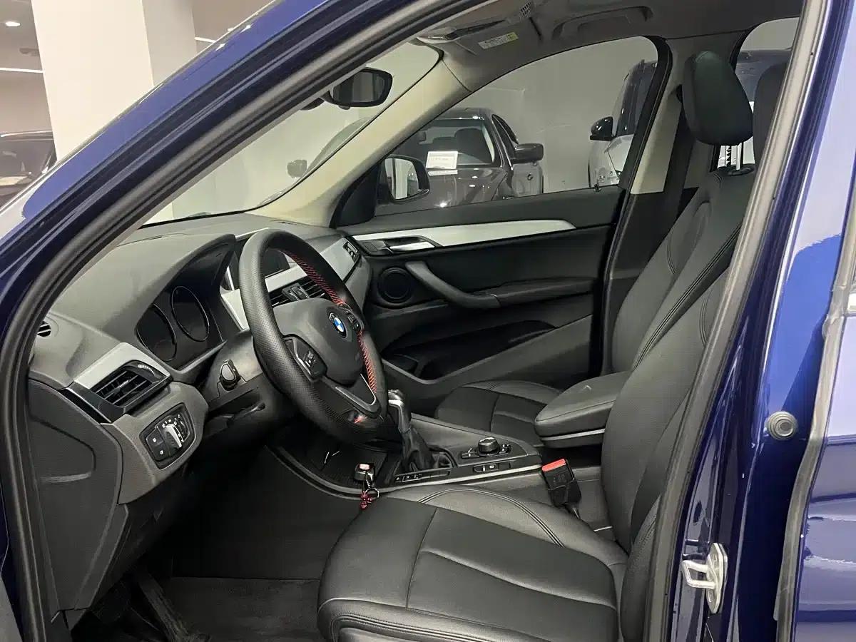 BMW X1 2018 sDrive18Li Fashion Edition — миниатюра 3