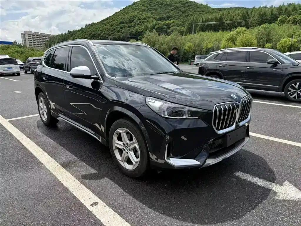 2023 BMW X1 sDrive20Li X Design Package — миниатюра 3
